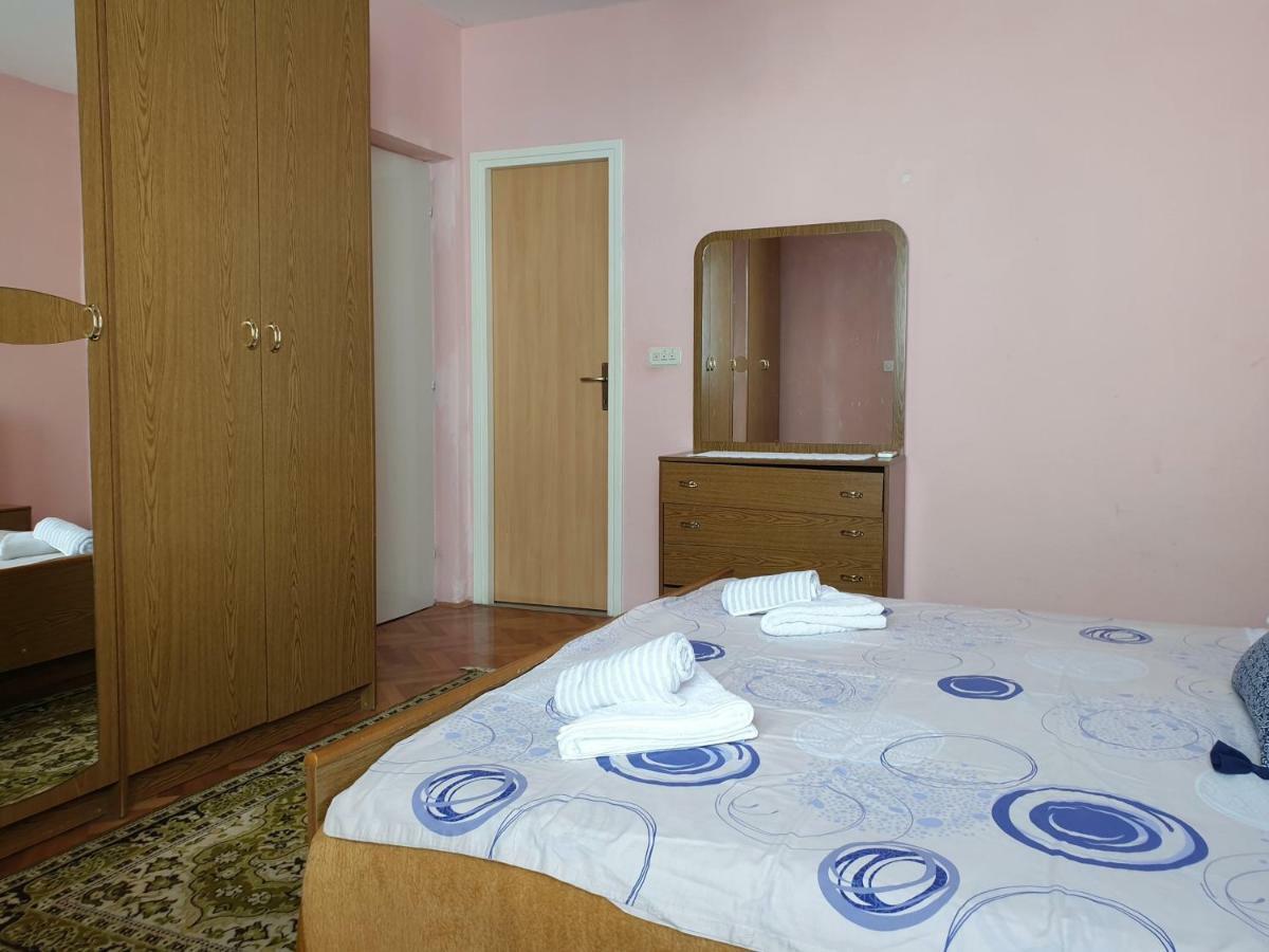 Guest House Miro ノヴァリャ エクステリア 写真